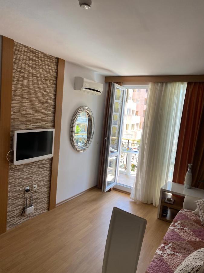 Апартамент На Солнечном Берегу Sunny Beach Ngoại thất bức ảnh