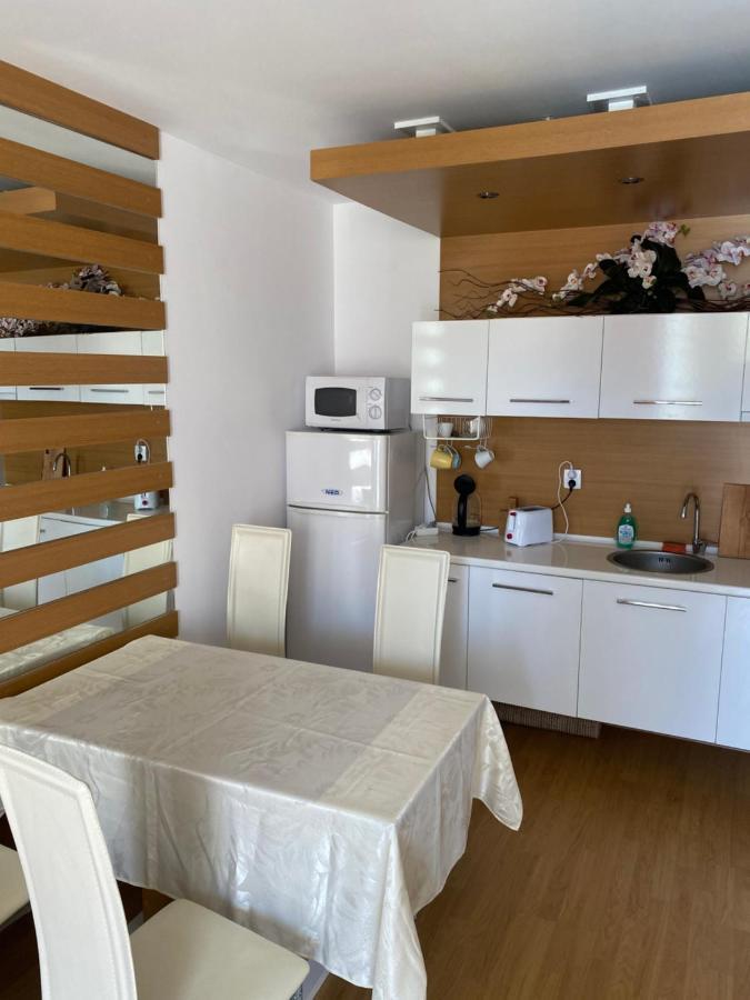 Апартамент На Солнечном Берегу Sunny Beach Ngoại thất bức ảnh